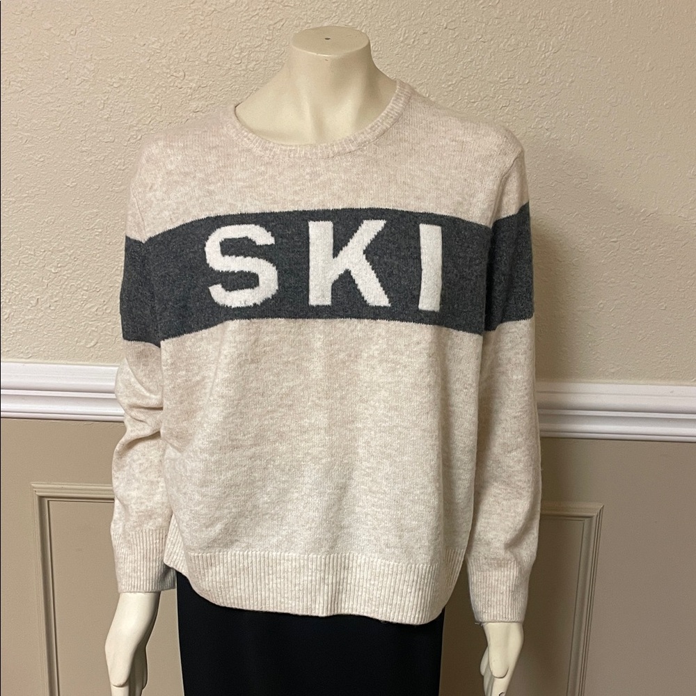 CeCe Cream and Gray 'SKI' Sweater Size Large